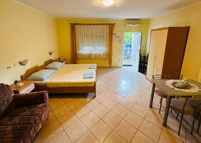 Διαμέρισμα Budisa *